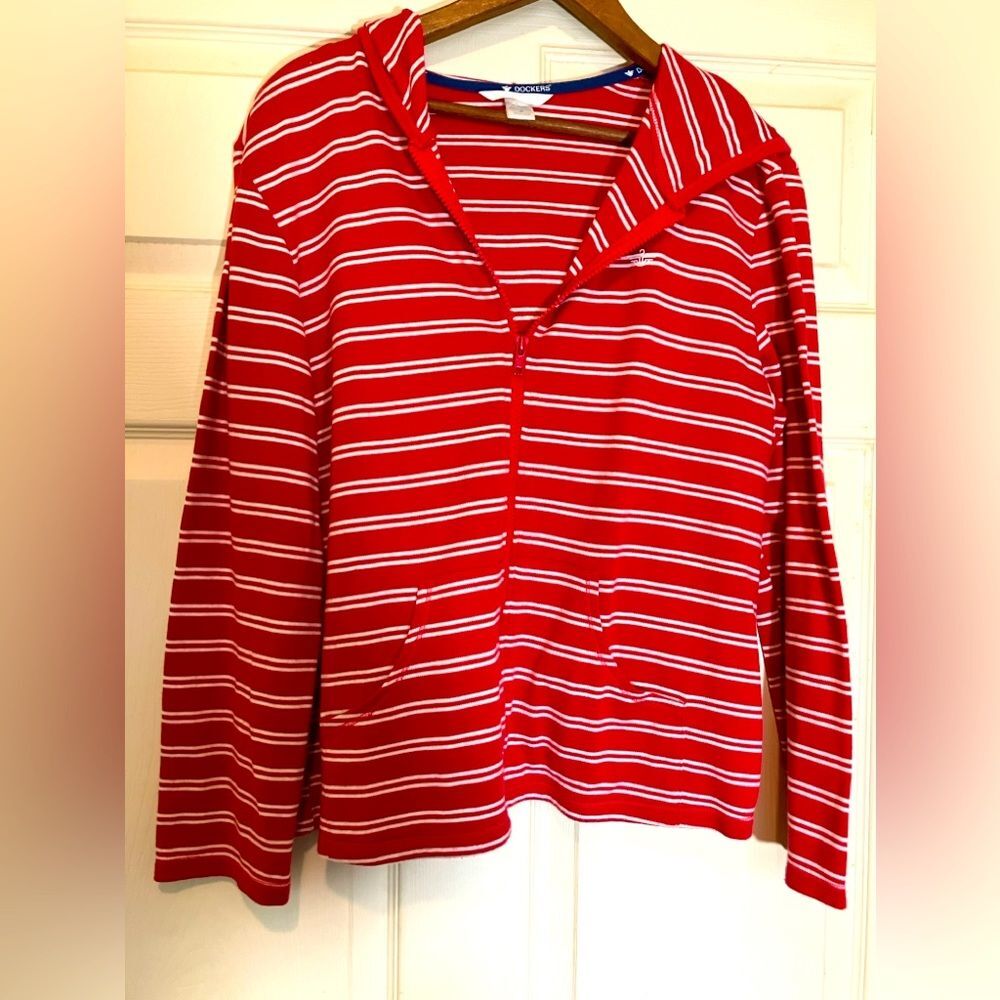 Dockers, striped hoodie, zip up, pockets, size medium, excellent condition